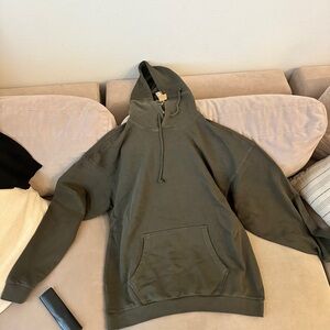 Green skims sweatshirt, Brand new, never worn